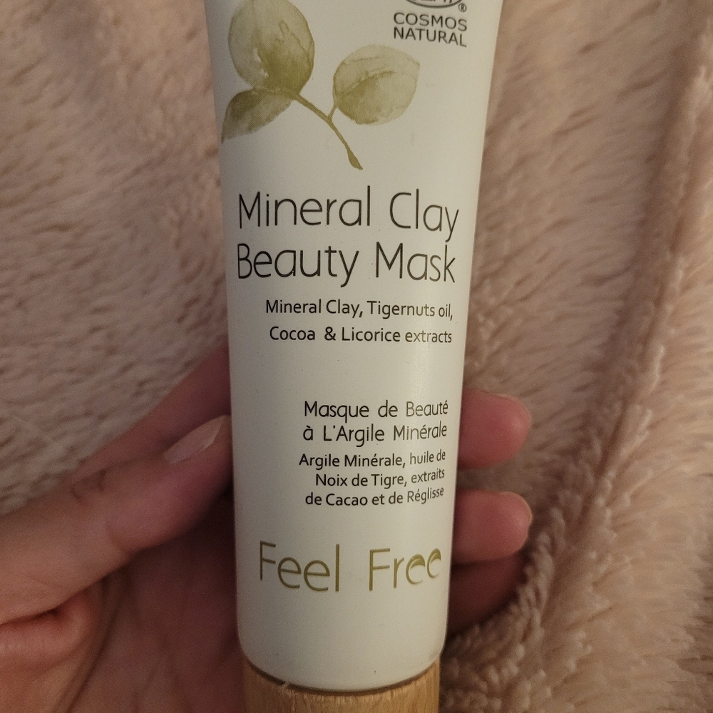Cosmos Natural mineral clay beauty mask